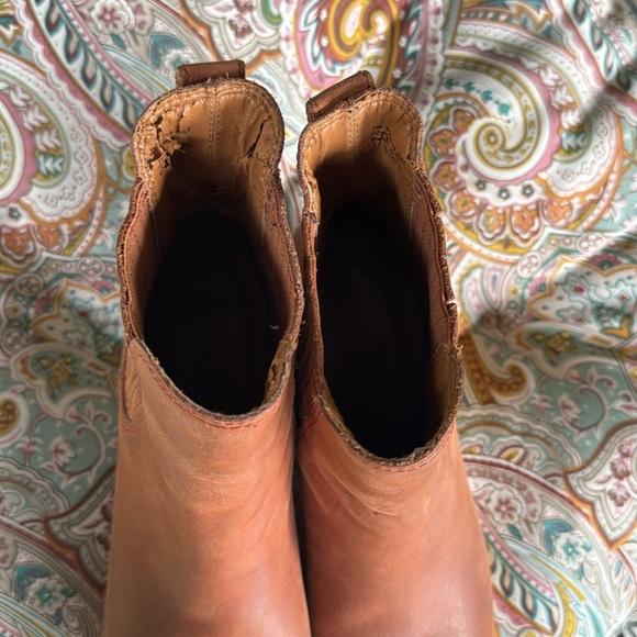 Frye Odessa boots size 7 - Picture 5 of 11